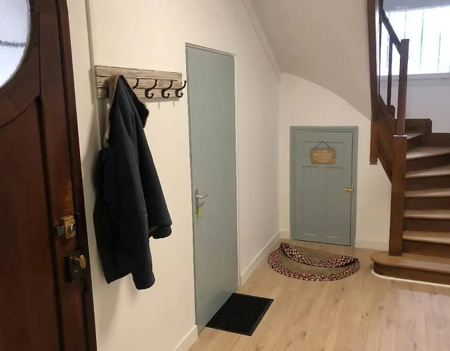 Chambre Qualite Hotel 4 Etoiles Dans Un Appartement Partage Frouzins Apartmán